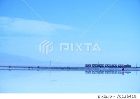 中国チャカ塩湖の絶景 中国チャカ塩湖の絶景 70126419