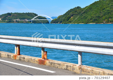 瀬戸内海風景　中の瀬戸大橋 70129407