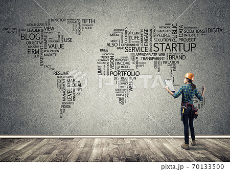 Construction concept and globalization 70133500