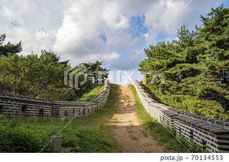 南漢山城 世界文化遺産 城壁 70134553