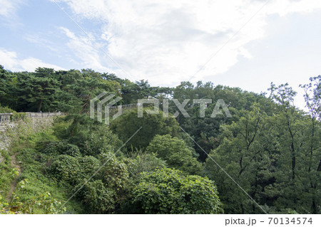 南漢山城 世界文化遺産 城壁 70134574