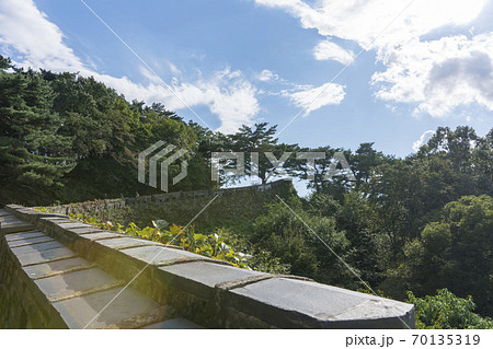 南漢山城 木 城壁 70135319