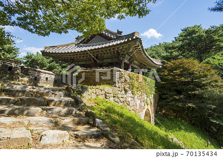 南漢山城 城壁 風景 70135434