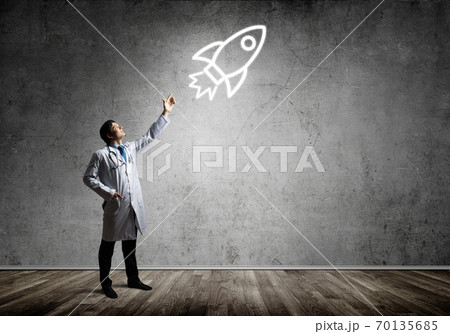 Medical industry development 70135685