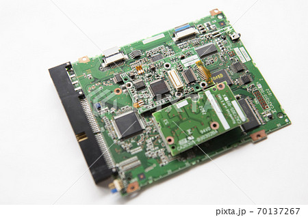 基盤、基板、ビジネス、テクノロジー、研究、開発 70137267