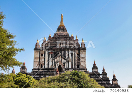 Ananda Buddhist Temple built by King Kyansittha in 1105. Bagan, Myanmar, Burma 70140988