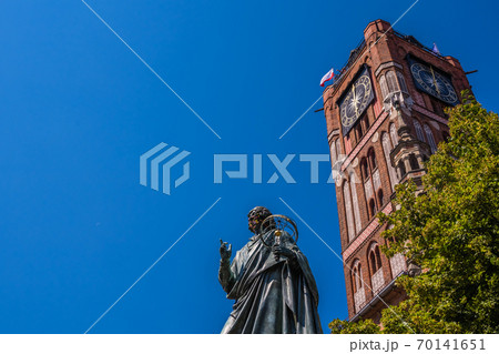 Vertical shot of Nicolaus Copernicus Statue in Torun, Poland Vertical shot of Nicolaus Copernicus Statue in Torun, Poland 70141651