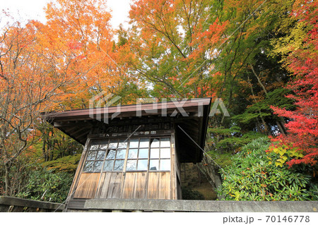 三峯神社の紅葉 三峯神社の紅葉 70146778