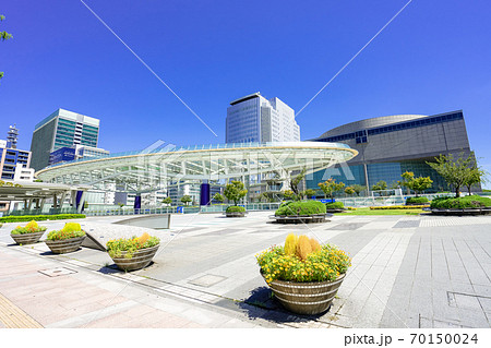 名古屋 栄 都市風景 Oasis21と愛知芸術文化センターとnhk名古屋放送局の写真素材