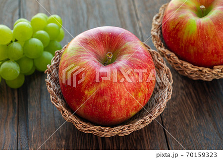 りんご　サンつがる 70159323
