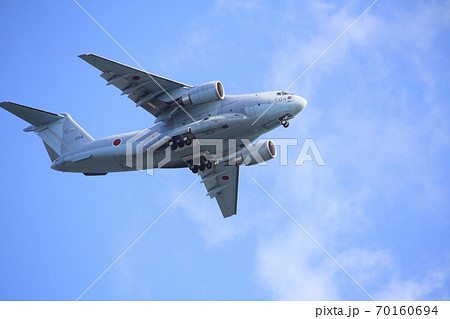 飛行訓練中の航空自衛隊C-2輸送機 鳥取県美保基地所属 70160694