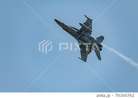 訓練後帰還のF/A-18ホーネット(米海兵隊岩国航空基地) 訓練後帰還のF/A-18ホーネット(米海兵隊岩国航空基地) 70160762