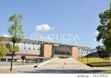 南長野運動公園総合球技場 70176922