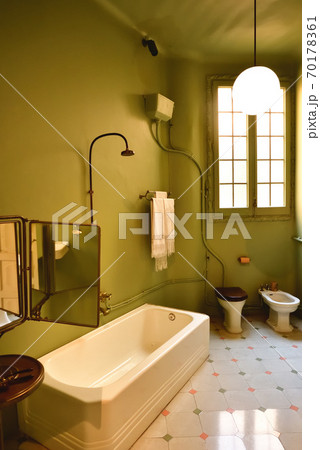 カサミラ　 70178361