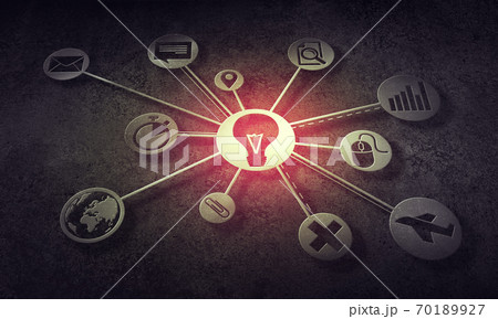 Social media communication 70189927