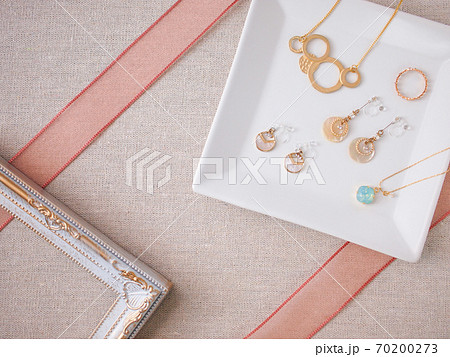 ハンドメイドアクセサリー ハンドメイドアクセサリー 70200273