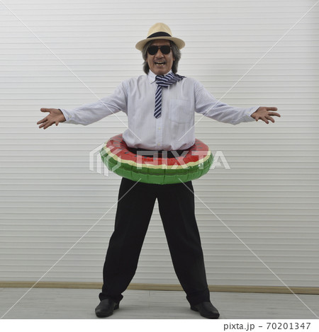 Business summer holiday concept Business summer holiday concept 70201347