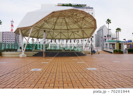 徳島県 徳島駅前アミコビル(時計前広場)アミコドーム 徳島県 徳島駅前アミコビル(時計前広場)アミコドーム 70201944