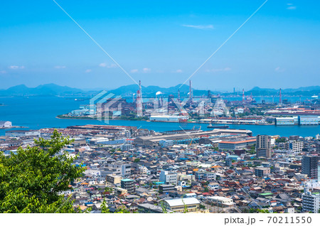 夏の高塔山展望台から見る北九州の眺め【福岡県北九州市】 70211550