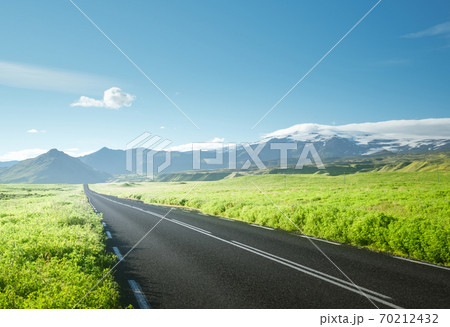 road in summer sunny Iceland 70212432