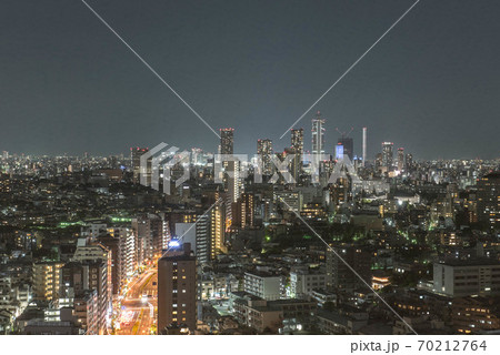 都心の煌き 70212764