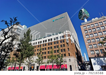 大阪ミナミ 心斎橋の街並み 大丸心斎橋店 大阪ミナミ 心斎橋の街並み 大丸心斎橋店 70216588