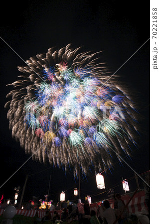 【新潟県】片貝まつりの花火。浅原神社秋季例大祭奉納大煙火。 70221858