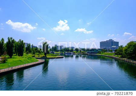 富山・夏の富岩運河環水公園 富山・夏の富岩運河環水公園 70221870