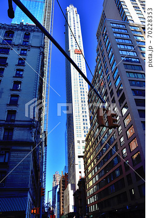 ニューヨークマンハッタンビル街 70228353