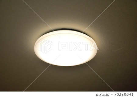 LEDシーリングライト LEDシーリングライト 70230041