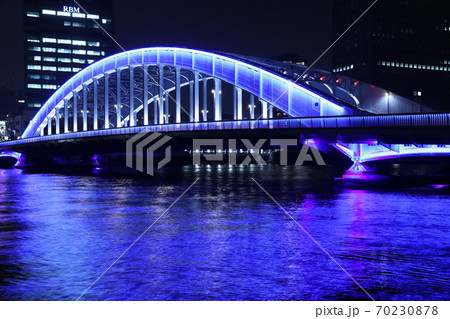 水辺のにぎわい創出する隅田川橋梁のライトアップ 『永代橋』 70230878
