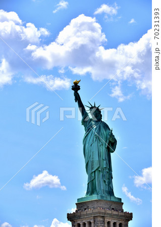 ニューヨークリバティ島自由の女神像 70231393