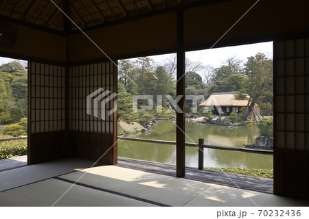 桂離宮 月波楼 中の間から望む松琴亭 桂離宮 月波楼 中の間から望む松琴亭 70232436