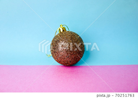 Brown small round glass plastic winter 70251763