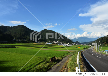 長野県 上田市 夏の田舎の風景 長野県 上田市 夏の田舎の風景 70263611