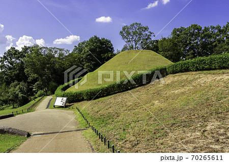 高松塚古墳　奈良県明日香村 70265611