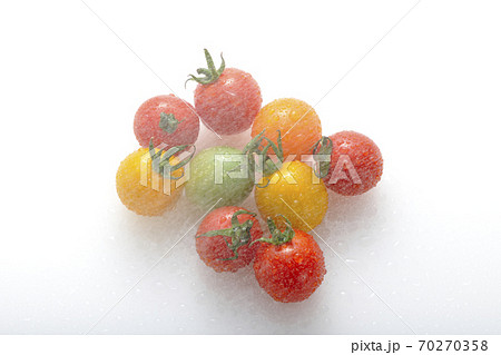 カラフルミニトマト 70270358
