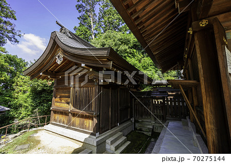 飛鳥坐神社　拝殿　奈良県明日香村 70275144