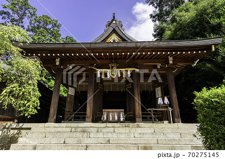 飛鳥坐神社　拝殿　奈良県明日香村 70275145