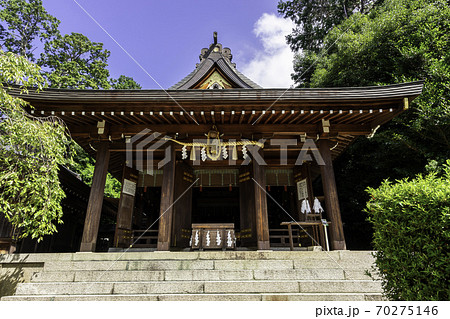 飛鳥坐神社　拝殿　奈良県明日香村 70275146