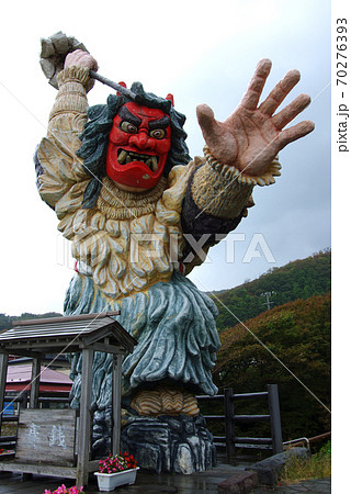 本山門前のなまはげ立像 本山門前のなまはげ立像 70276393