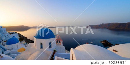 Oia, traditional greek village Oia, traditional greek village 70283934
