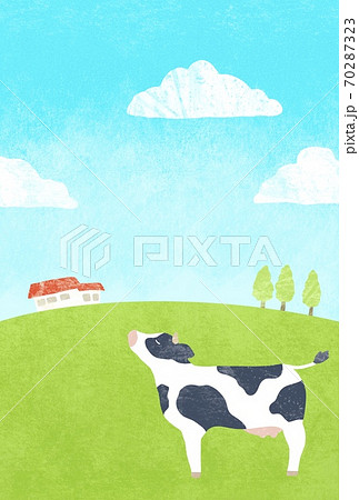牧場にいるかわいいタッチの牛さんのイラストのイラスト素材