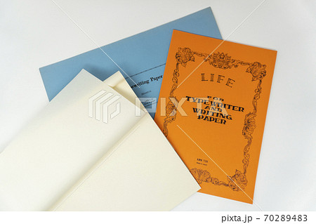 レトロな紙 70289483