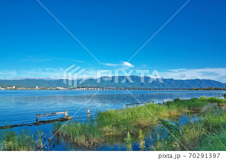【琵琶湖の湖畔 (琵琶湖大橋)】 撮影場所:滋賀県守山市水保町 【琵琶湖の湖畔 (琵琶湖大橋)】 撮影場所:滋賀県守山市水保町 70291397