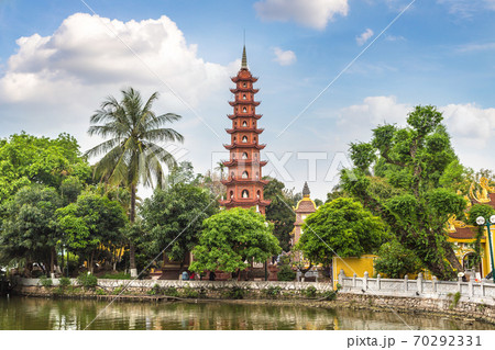 Tran Quoc pagoda in Hanoi Tran Quoc pagoda in Hanoi 70292331