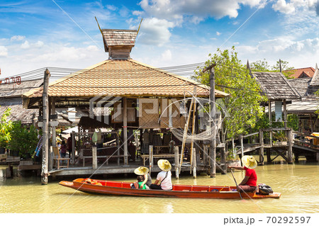 Floating Market in Pattaya 70292597