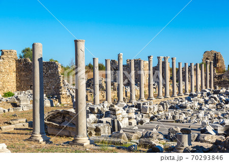 Ruins of ancient city in Side, Turkey Ruins of ancient city in Side, Turkey 70293846