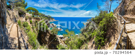 Coast of Lloret de Mar i 70294564