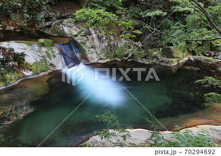 翡翠の滝(照葉峡) 翡翠の滝(照葉峡) 70294692